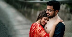 প্রেমিকা অন্য কাউকে ভালোবাসে বুঝবেন যেসব লক্ষন দেখলে